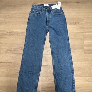 Abercrombie & Fitch The ‘90s Relaxed Jean